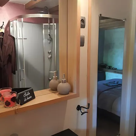 Domaine Les Feuillants Hotel Crouzilles Room photo